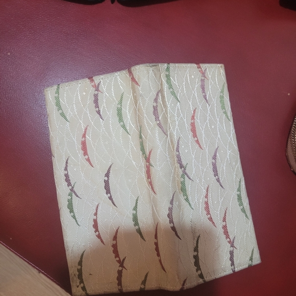 Wallets - Picture 5 of 13